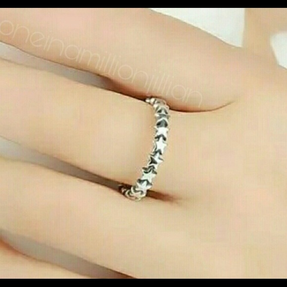 Star Ring stackable - Picture 2 of 2